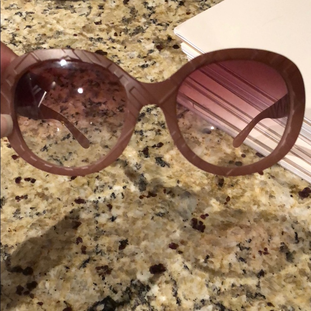 Burberry sunglasses